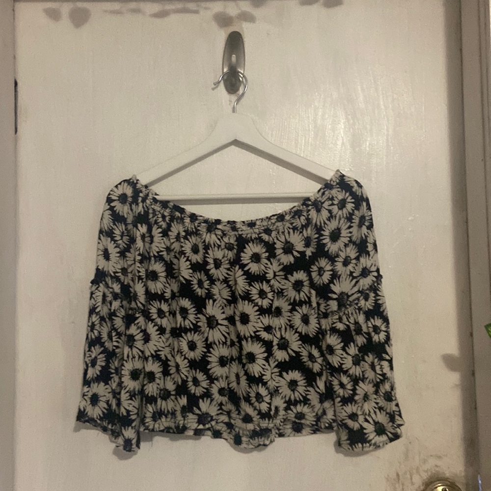 A crop floral top